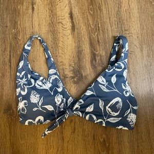 Midori tie front makai hana top